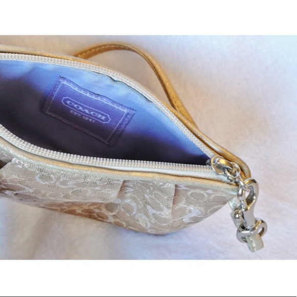 Coach Wristlet - Picture 5 of 5